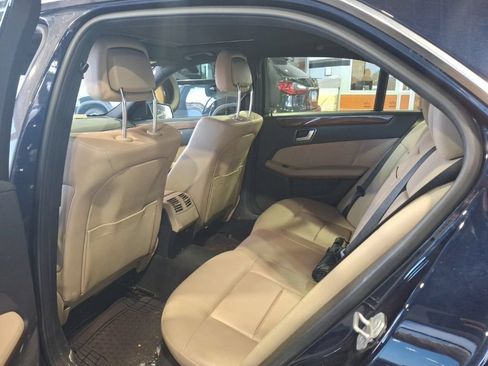 Used 2013 Mercedes-Benz E 350 Sedan image 2