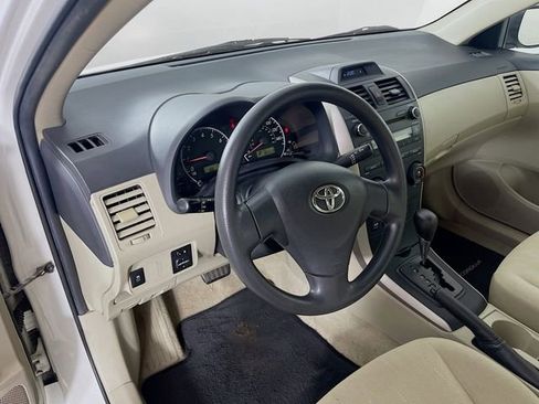 Used 2012 Toyota Corolla L FWD image 10