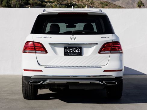 Used 2016 Mercedes-Benz GLE 300d 4MATIC image 6