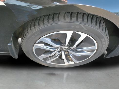 Certified 2018 Honda Accord EX image 32