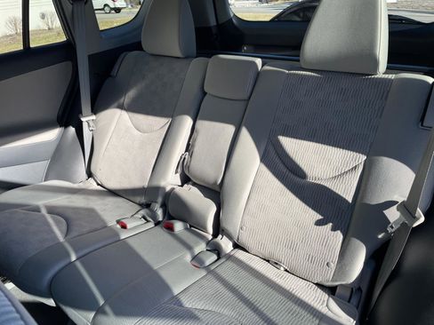 Used 2012 Toyota RAV4 4WD image 16