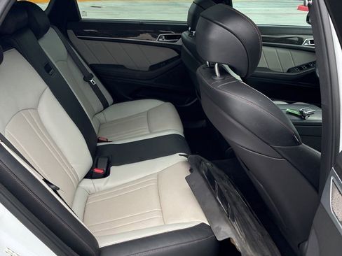 Used 2018 Genesis G80 3.3T Sport image 14