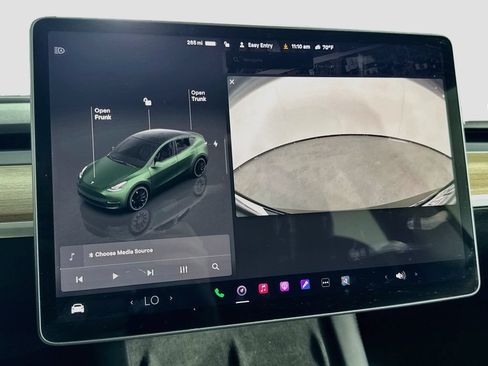Used 2023 Tesla Model Y Performance AWD/4WD image 24