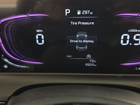 Used 2025 Kia Seltos S FWD image 16