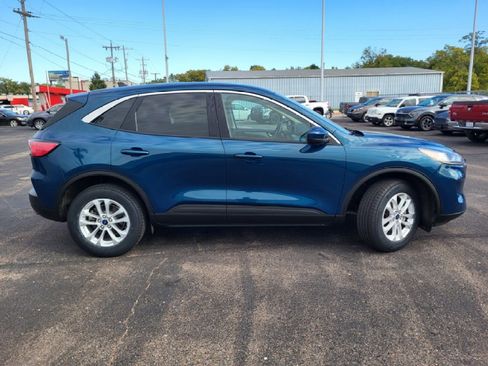 Used 2020 Ford Escape SE image 21