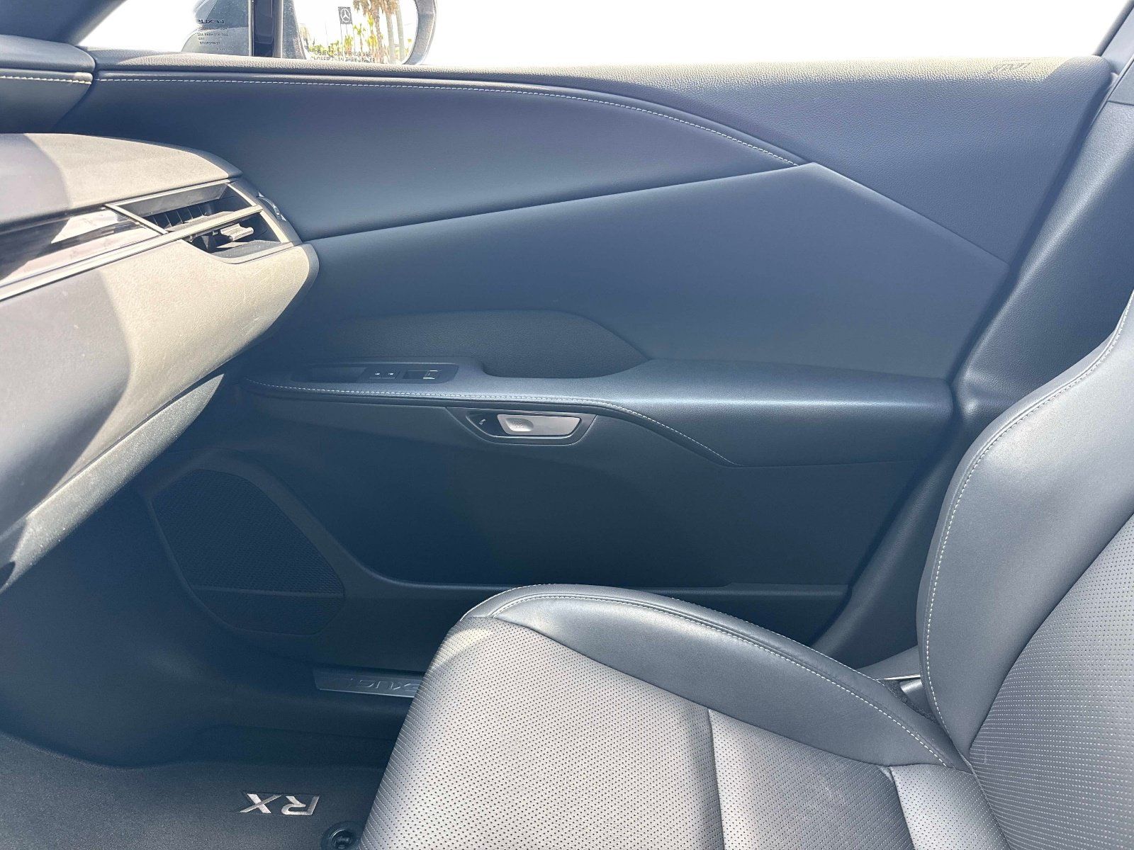 Used 2023 Lexus RX 350 FWD image 23