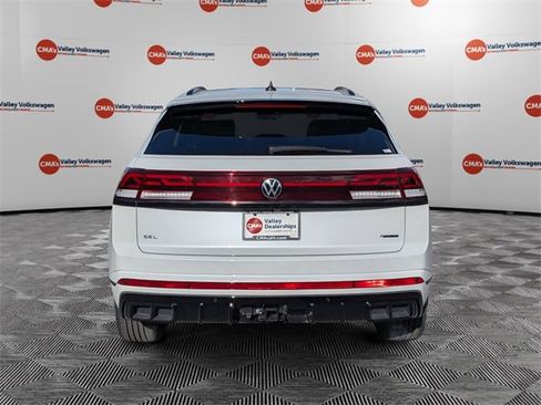 New 2026 Volkswagen Atlas Cross Sport SEL R-Line image 6