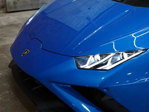 Used 2020 Lamborghini Huracan EVO RWD image 84
