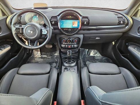 Used 2022 MINI Cooper Clubman S w/ Premium Package FWD image 18