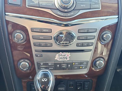 Used 2018 INFINITI QX80 4WD w/ Driver Assistance Package image 19