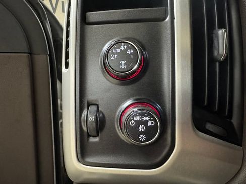 Used 2015 GMC Sierra 1500 SLT w/ SLT Crew Cab Value Package AWD/4WD image 10
