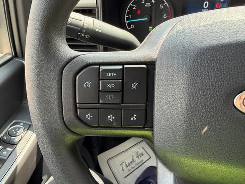 Used 2025 Ford F350 XLT AWD/4WD image 21