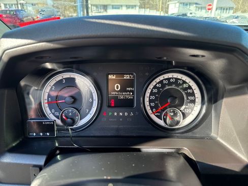 Used 2018 RAM 1500 Express w/ Express Value Package image 11