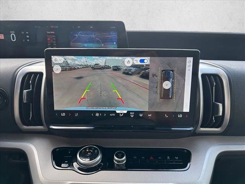 New 2026 Ford Expedition Max Active image 13