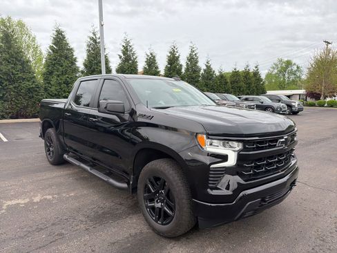 Used 2024 Chevrolet Silverado 1500 RST w/ Convenience Package II image 7