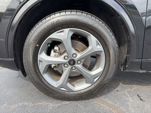 Used 2024 Ford Escape ST-Line image 11