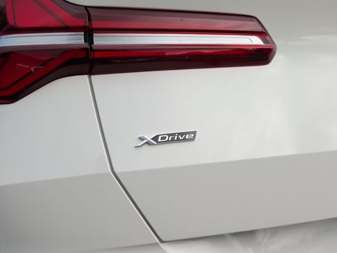 Used 2026 BMW X3 xDrive30i w/ M Sport Package AWD/4WD image 12