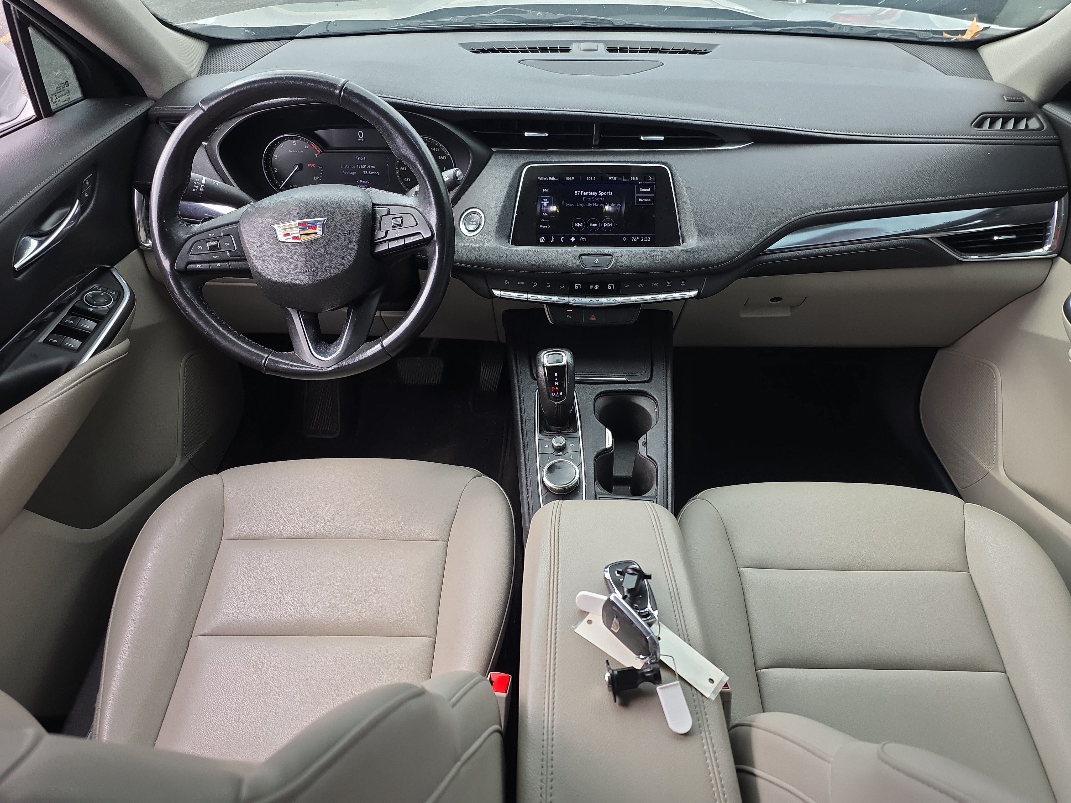 Used 2019 Cadillac XT4 Luxury FWD image 10