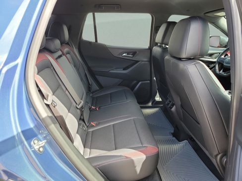 Used 2025 Chevrolet Equinox RS w/ Safety and Technology Package image 10