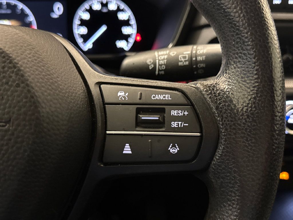 Used 2023 Honda CR-V LX image 27