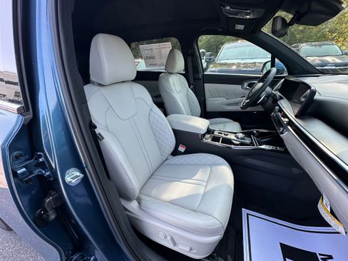 New 2025 Kia Sorento SX Prestige image 29