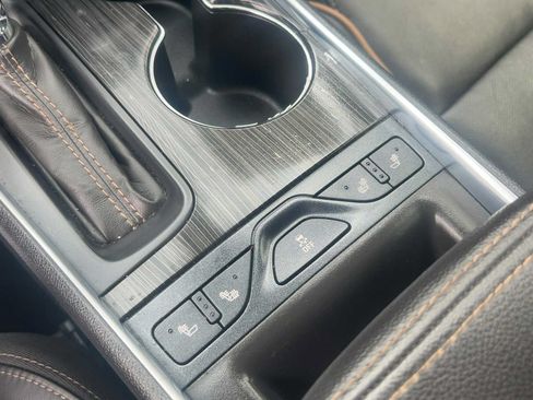 Used 2020 Chevrolet Impala Premier FWD image 23