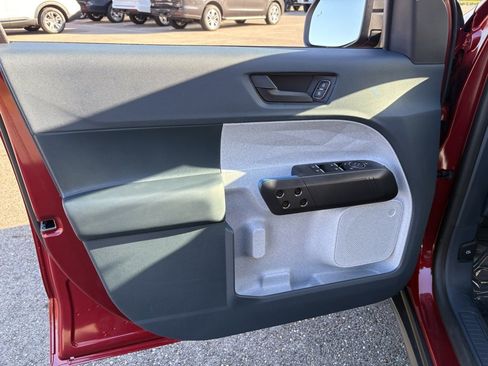 New 2025 Ford Maverick XLT image 35