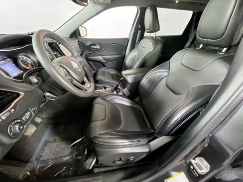 Used 2022 Jeep Cherokee Limited image 20