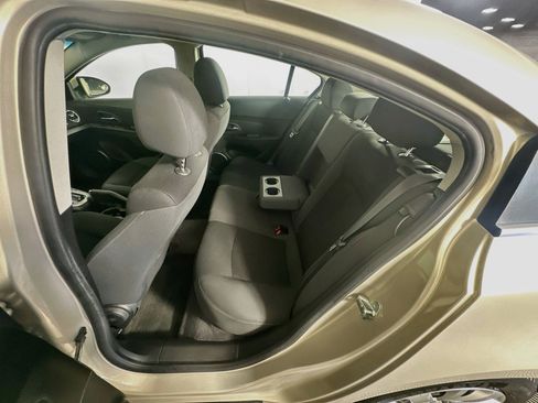 Used 2011 Chevrolet Cruze LT FWD image 24