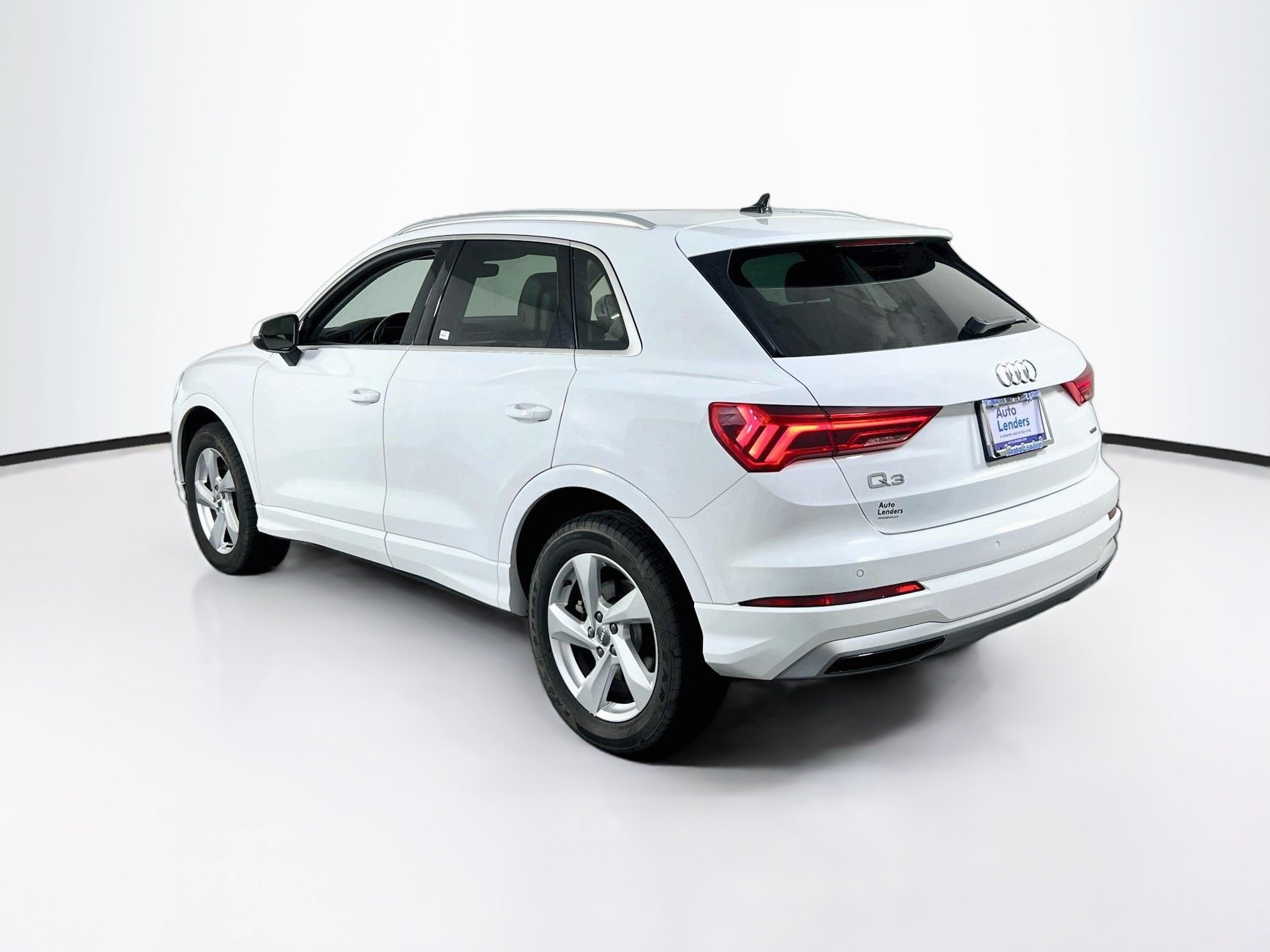 Used 2020 Audi Q3 2.0T Premium Plus w/ Premium Plus Package AWD/4WD image 7