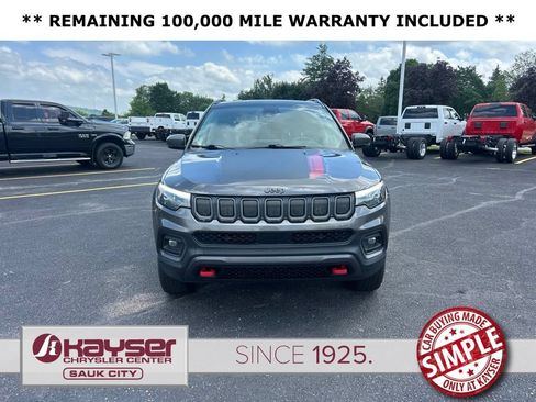 Used 2022 Jeep Compass Trailhawk w/ Trailhawk Elite Group AWD/4WD image 3