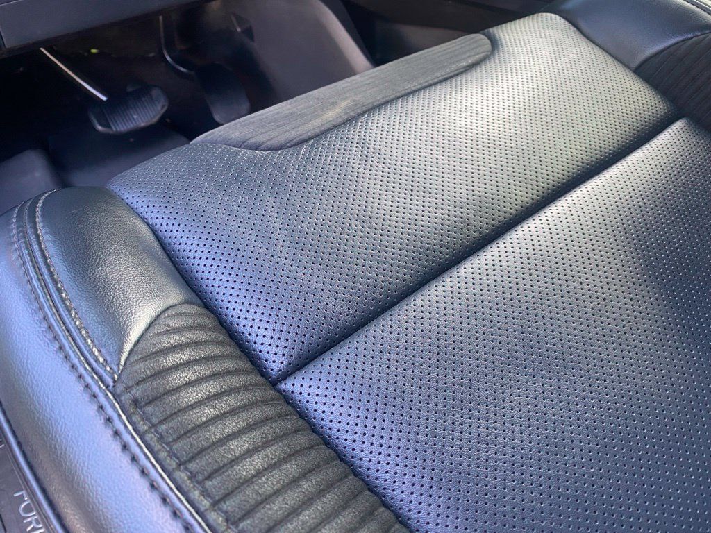 Used 2022 Ford F150 Raptor w/ Equipment Group 801A High AWD/4WD image 13