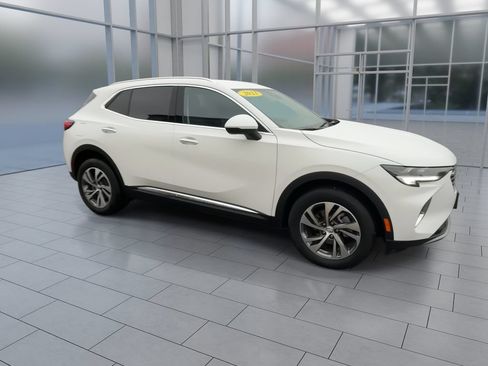 Used 2023 Buick Envision Essence AWD/4WD image 2