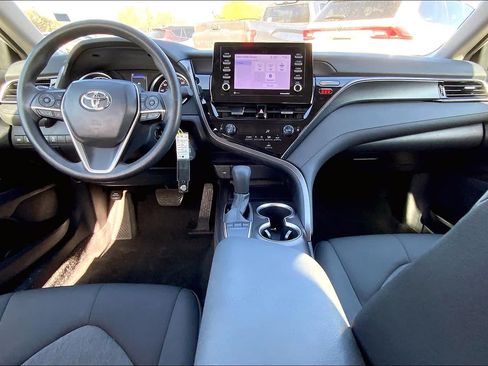 Used 2024 Toyota Camry LE FWD image 15