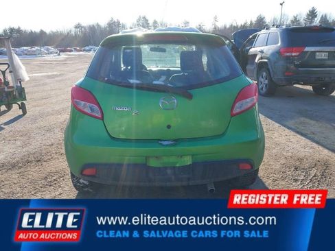 Used 2012 MAZDA MAZDA2 Touring image 29