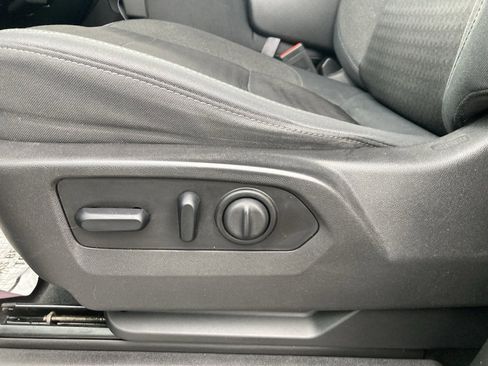 Used 2019 Chevrolet Silverado 1500 LT w/ All-Star Edition image 10