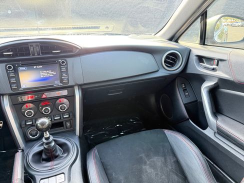 Used 2016 Subaru BRZ Limited w/ Popular Package #4 image 21