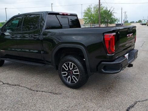 Used 2026 GMC Sierra 1500 AT4 w/ AT4 Premium Package AWD/4WD image 5