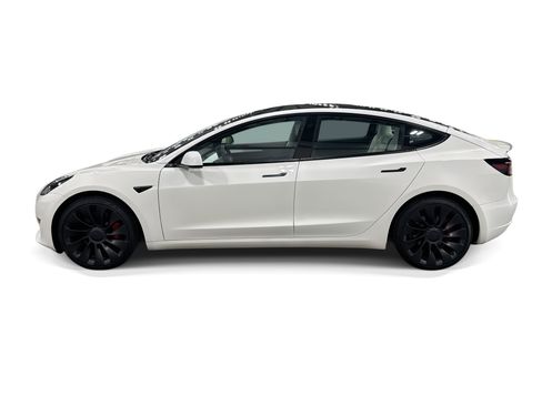 Certified 2023 Tesla Model 3 Performance AWD/4WD image 3