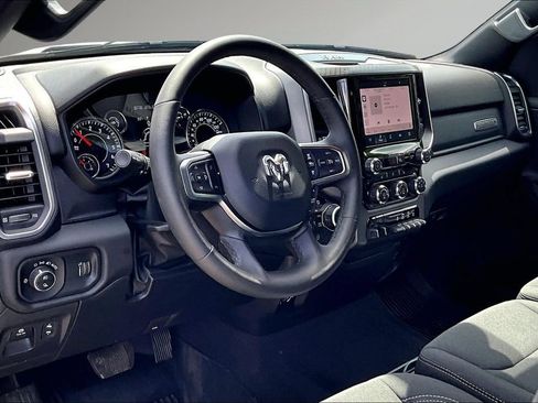 Used 2025 RAM 1500 Big Horn AWD/4WD image 17