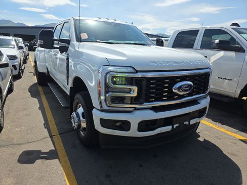 Used 2026 Ford F350 Platinum AWD/4WD image 10