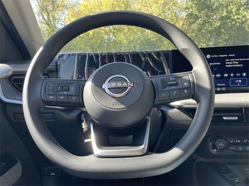 New 2026 Nissan Kicks SV w/ SV Premium Package image 28