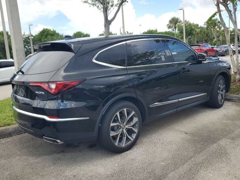 Certified 2024 Acura MDX FWD w/ Technology Package image 7