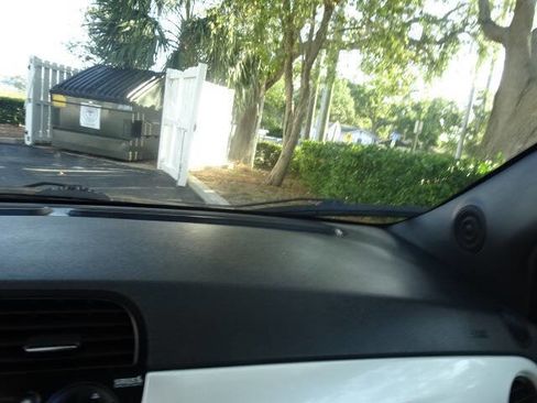 Used 2013 FIAT 500 Sport w/ Comfort/Convenience Group image 34