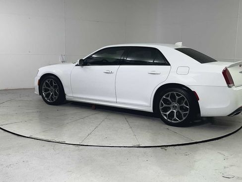 Used 2017 Chrysler 300 S w/ S Model Appearance Package image 4