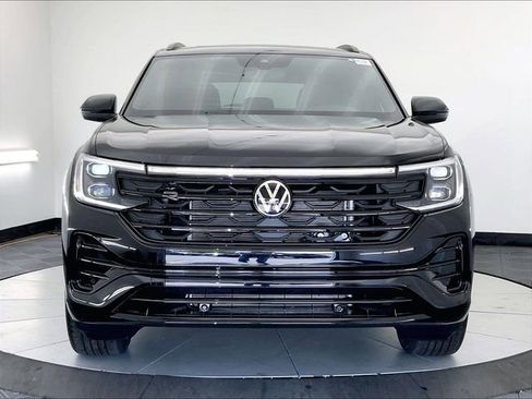 New 2026 Volkswagen Atlas Cross Sport SEL R-Line image 5