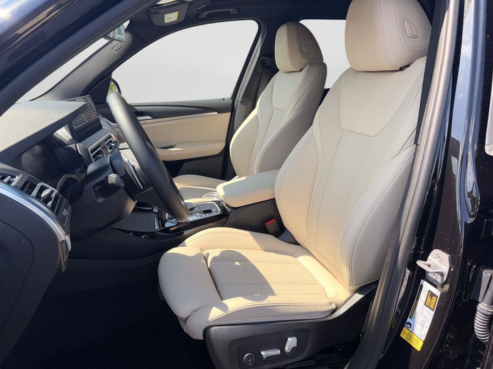 Used 2023 BMW X3 sDrive30i w/ Premium Package RWD image 9