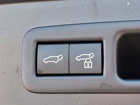 Certified 2025 Lexus UX 300h AWD w/ Accessory Package (Z1) image 29