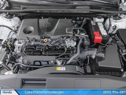 Used 2024 Toyota Camry SE FWD image 30