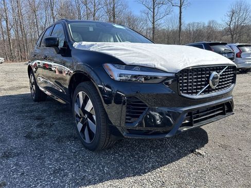 New 2025 Volvo XC60 T8 Plus w/ Protection Package Premier image 2